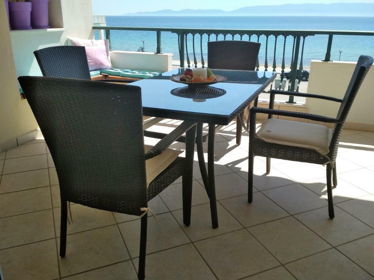 Appartamento Luxury Sea View Ofrínion Esterno foto