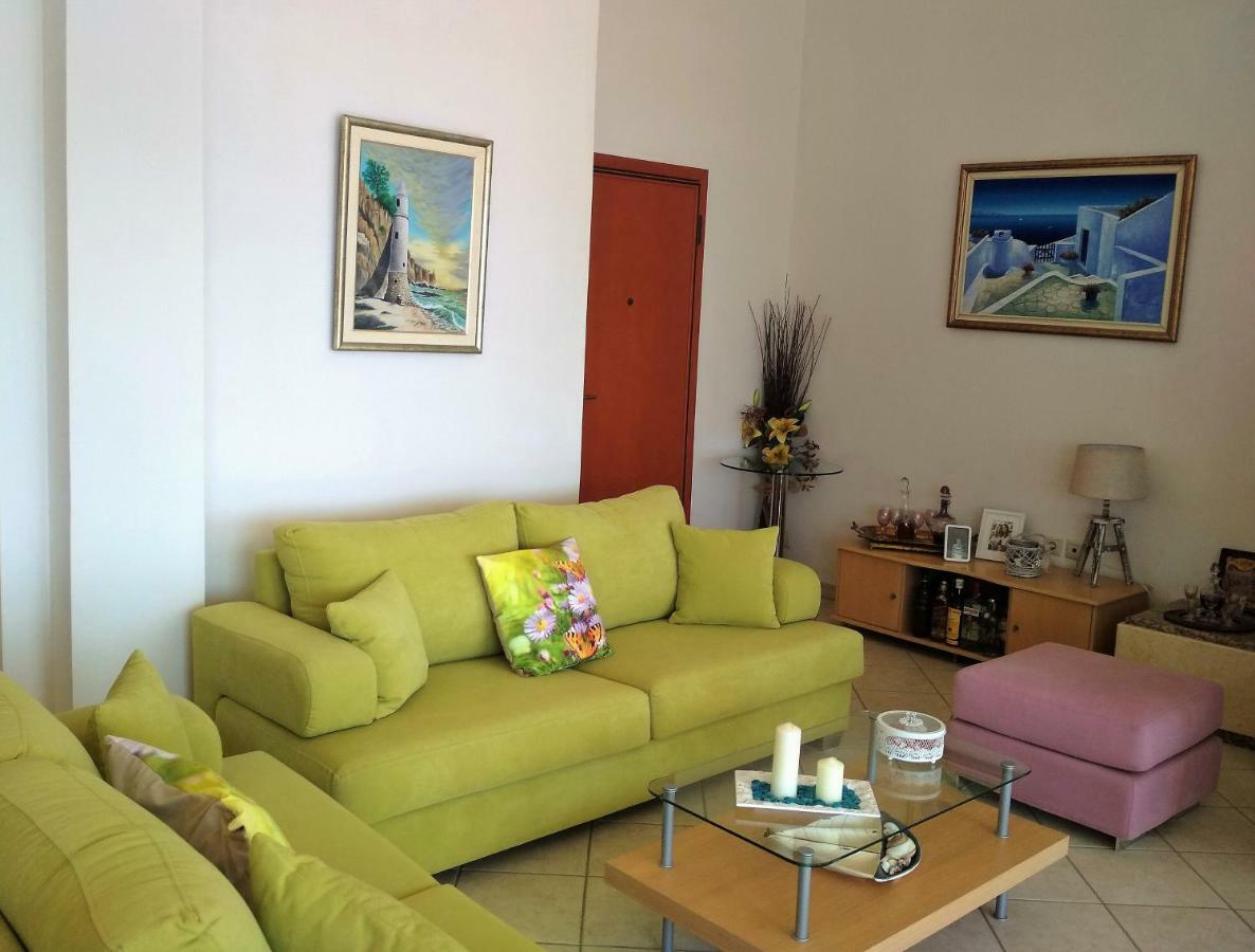 Appartamento Luxury Sea View Ofrínion Esterno foto