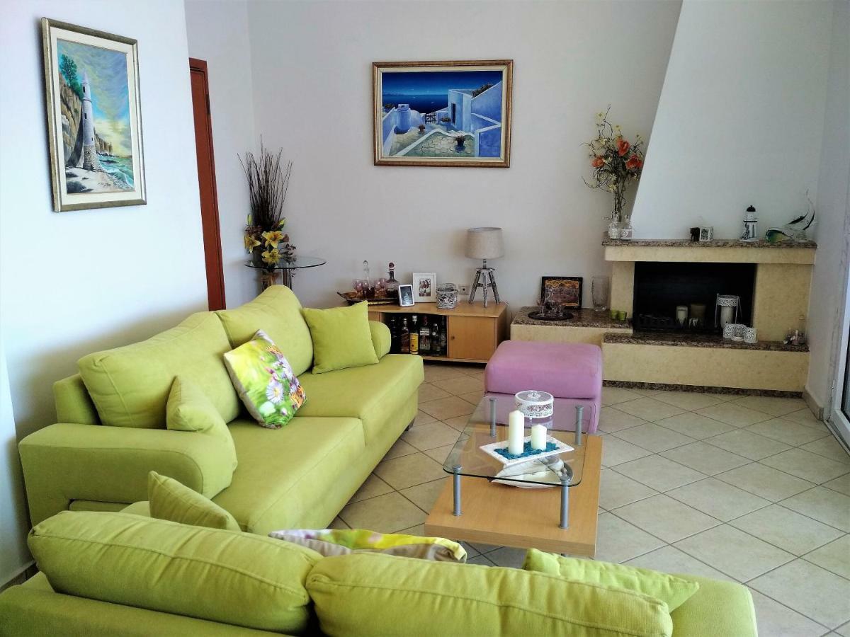 Appartamento Luxury Sea View Ofrínion Esterno foto